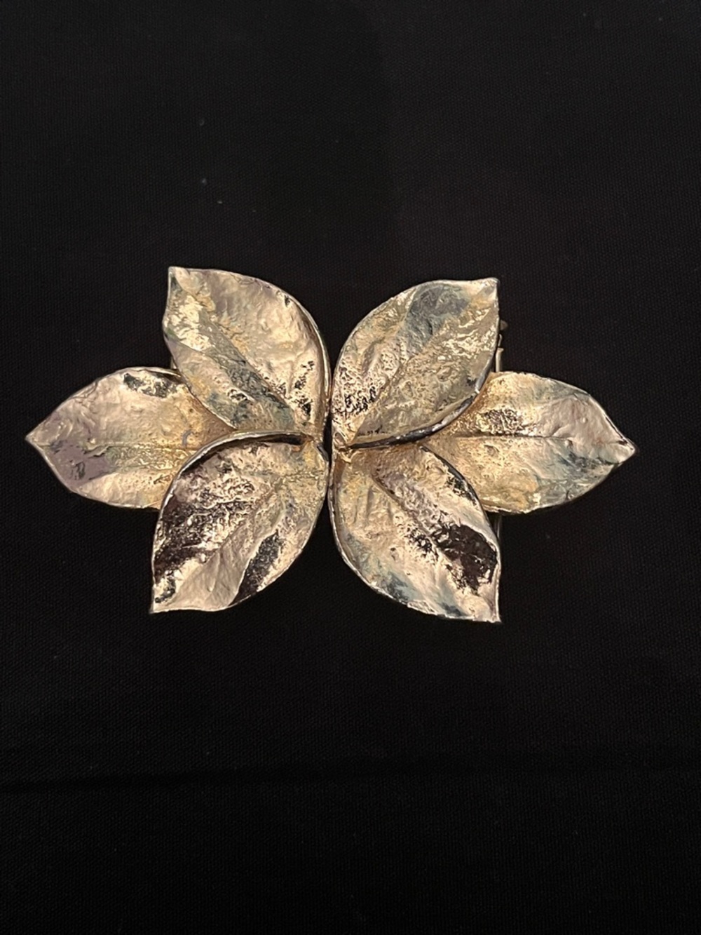 1981 Mimi di N  Signed Leaves Floral Belt Buckle Gold Tone Holy Festive Vintage